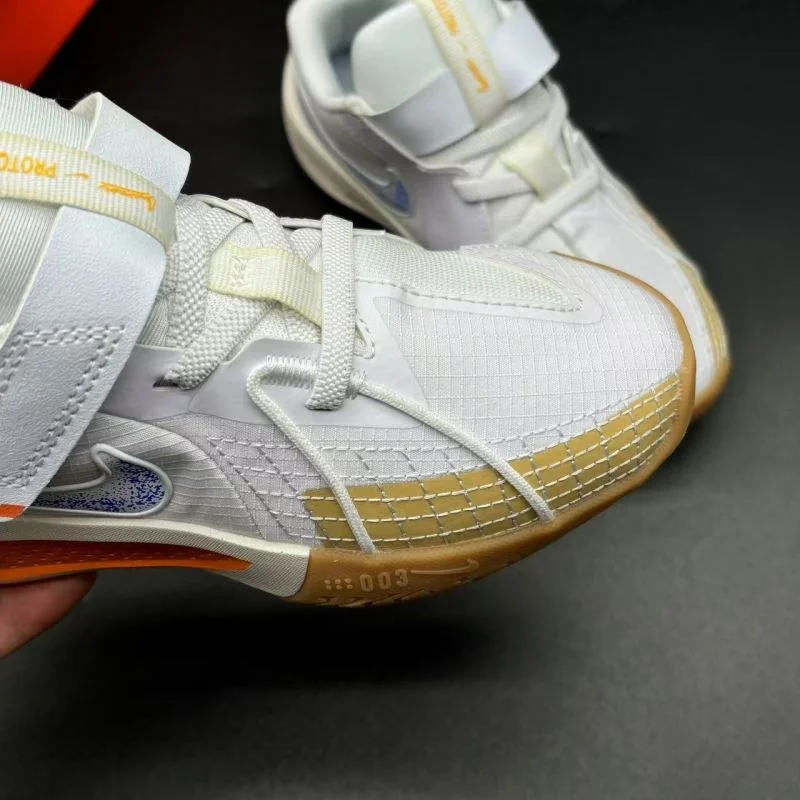 NIKE SHOES Thermal 29209