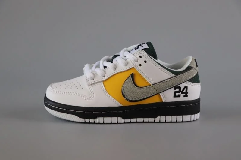 Vibrant NIKE SHOES 30039