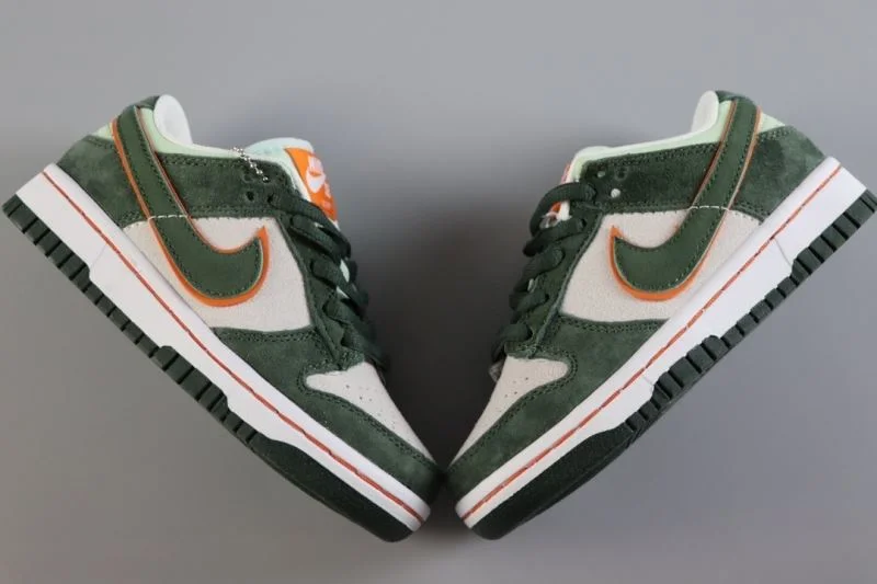 TravelReady NIKE SHOES 30023