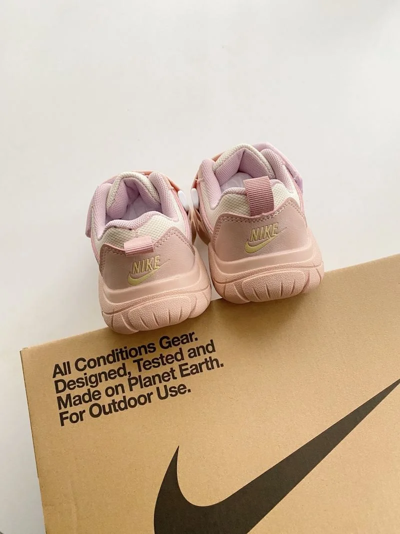 NIKE SHOES GoodFit 30024