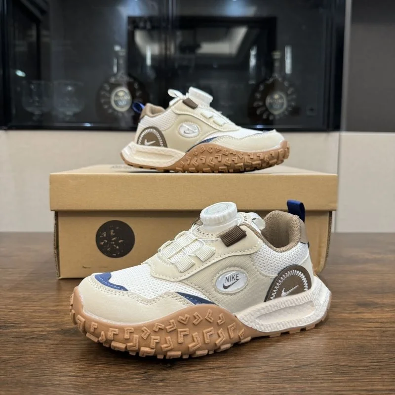 NIKE SHOES Classic 30022