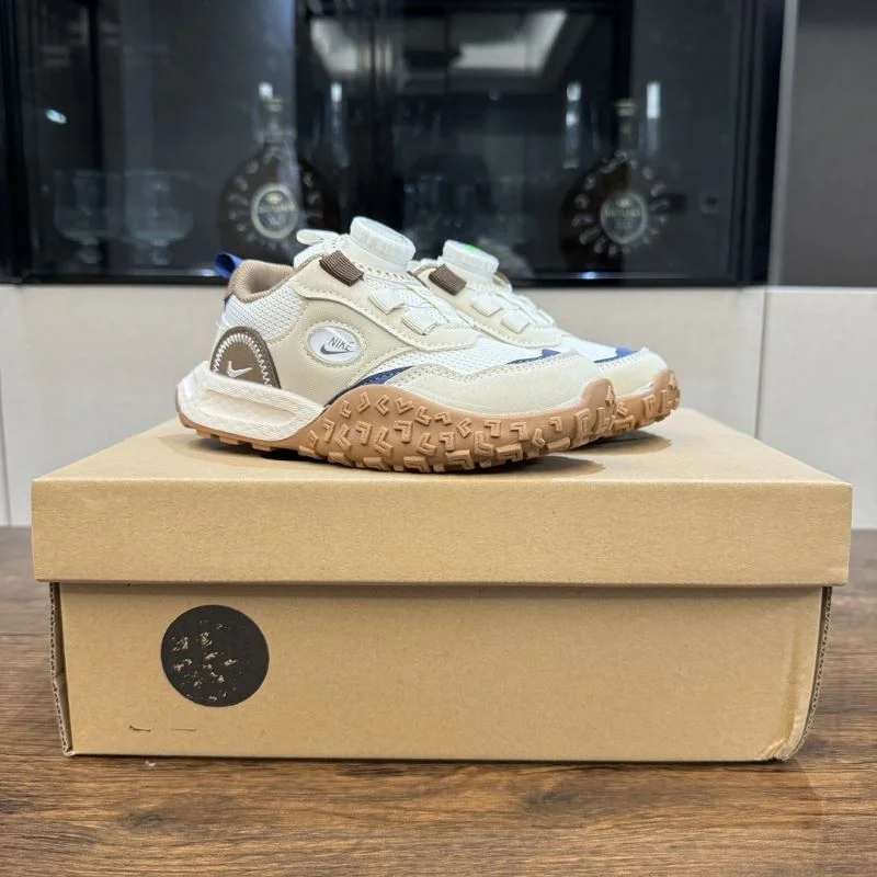 NIKE SHOES Classic 30022