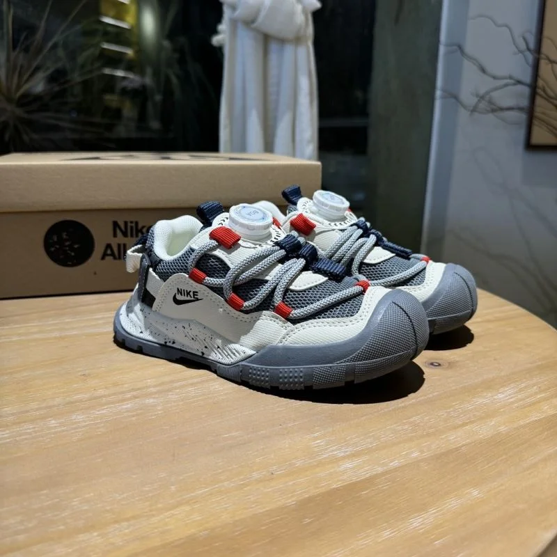SmoothTexture NIKE SHOES 30011