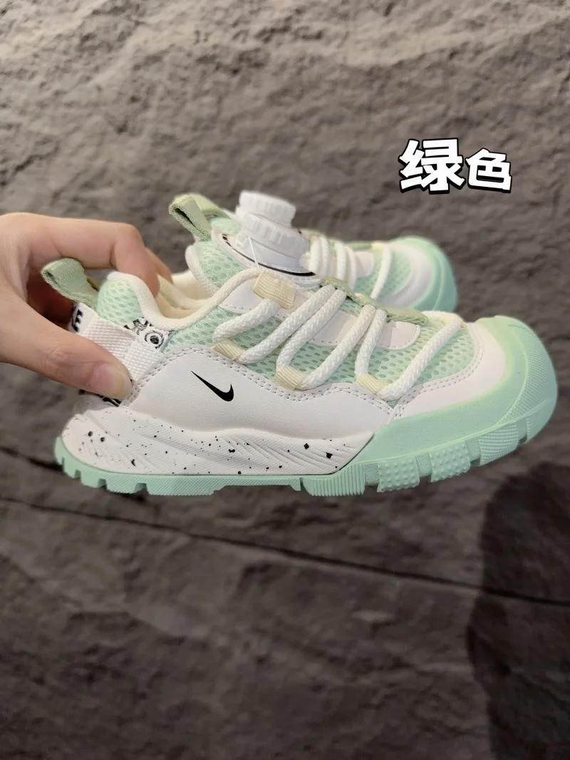 Seasonal NIKE SHOES 28778