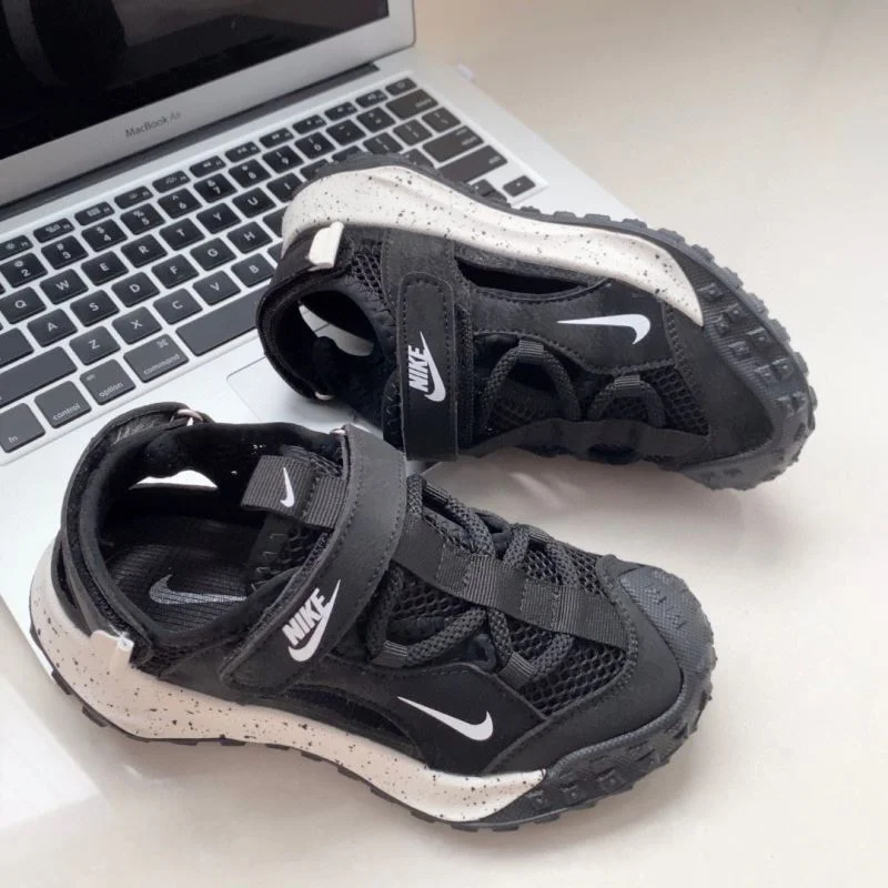 Compact NIKE SHOES 28632