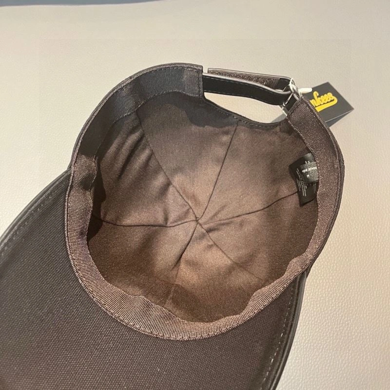 Trendsetting NY Caps 261120