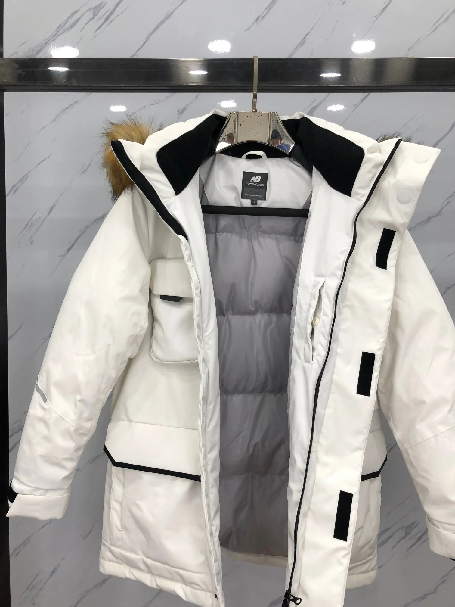 New Balance Down Jackets Sleek 165120