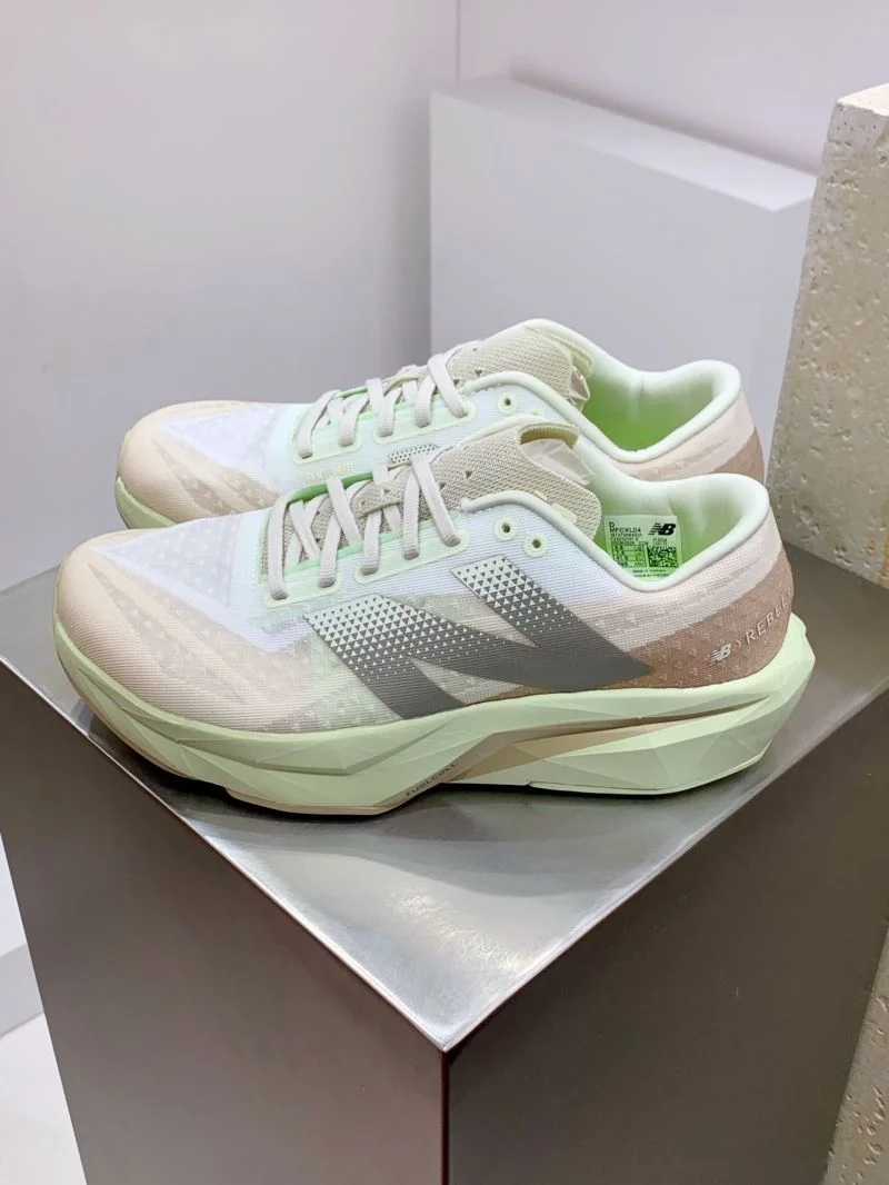 Premium New Balance Shoes 4183