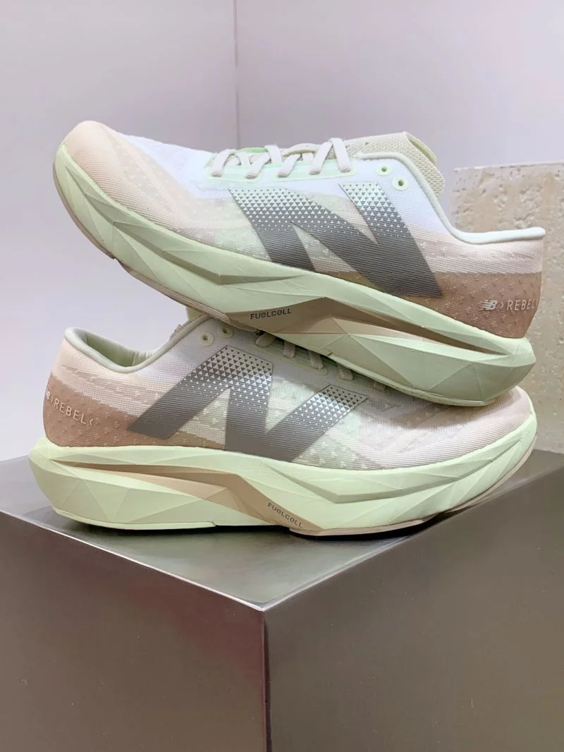Premium New Balance Shoes 4183
