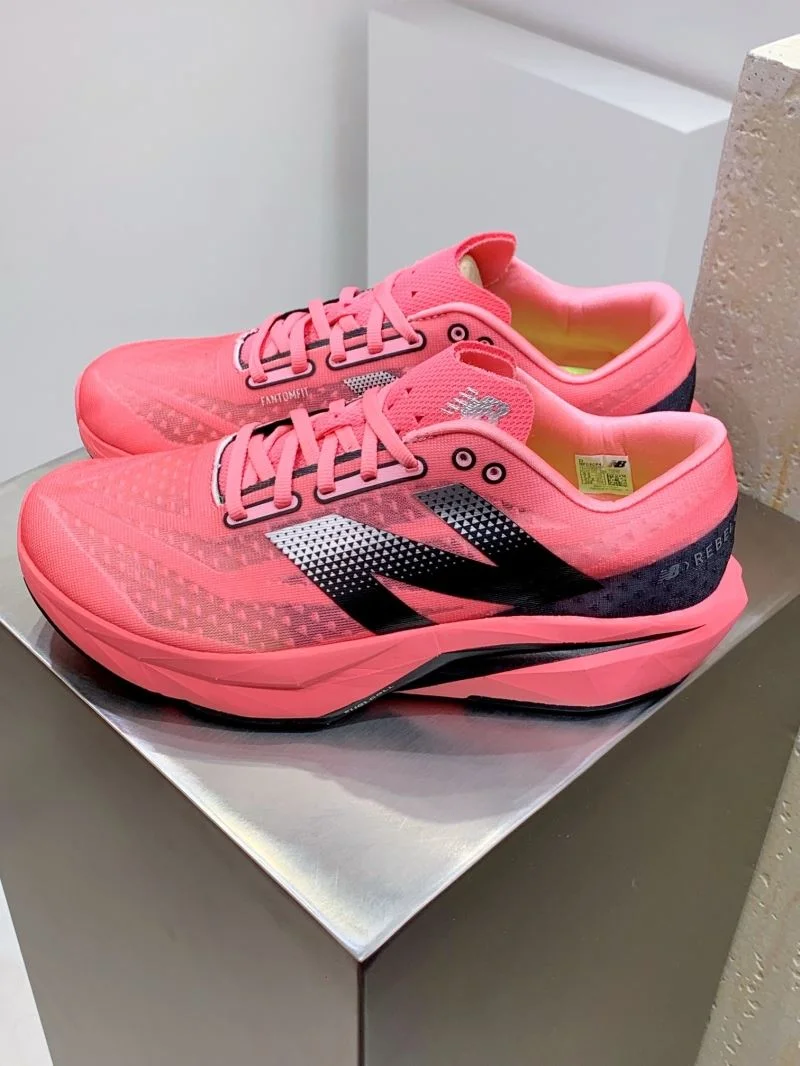 New Balance Shoes Refined 4184
