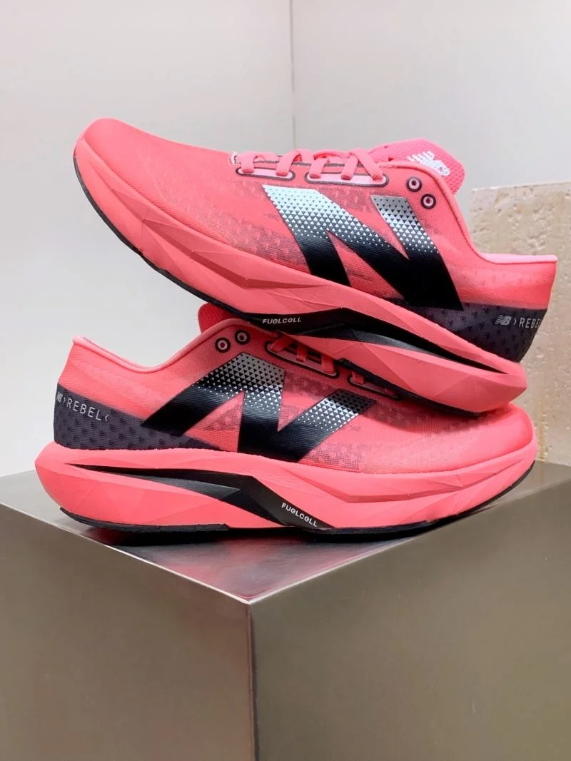 New Balance Shoes Refined 4184