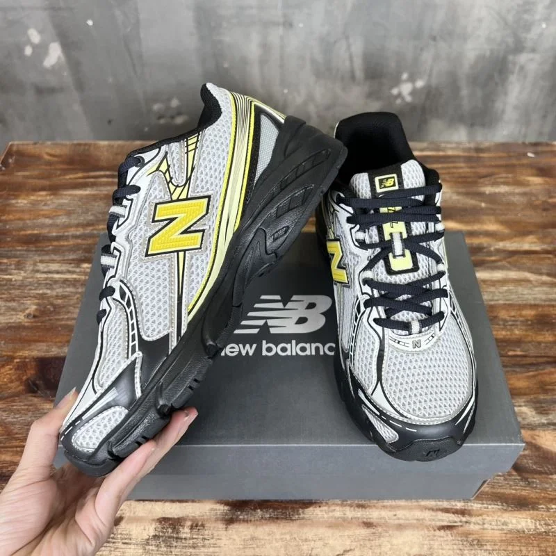 EasyCare New Balance Shoes 4195