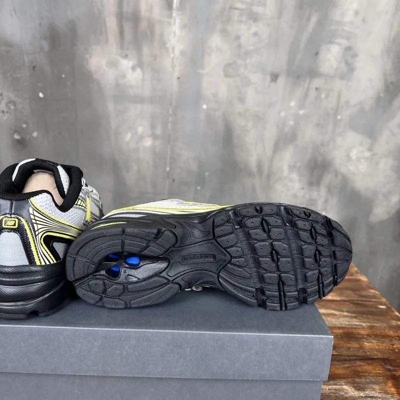 EasyCare New Balance Shoes 4195