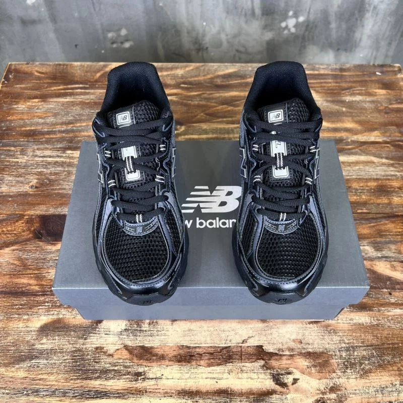 OdorResistant New Balance Shoes 4181