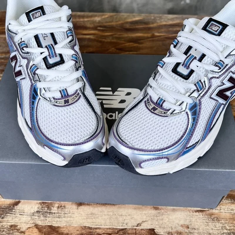 Compact New Balance Shoes 4180