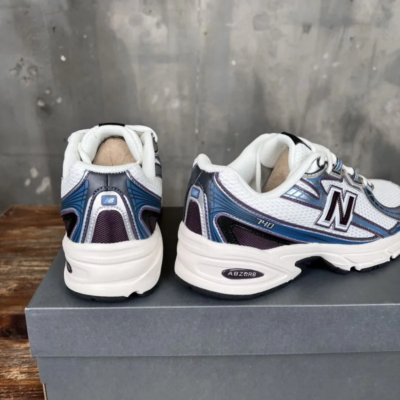 Compact New Balance Shoes 4180