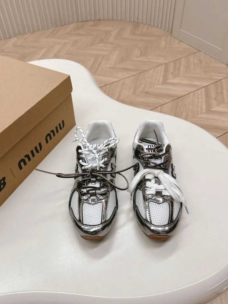 Durable New Balance Shoes 7399
