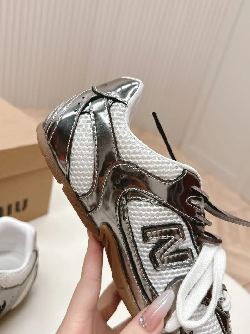 Durable New Balance Shoes 7399