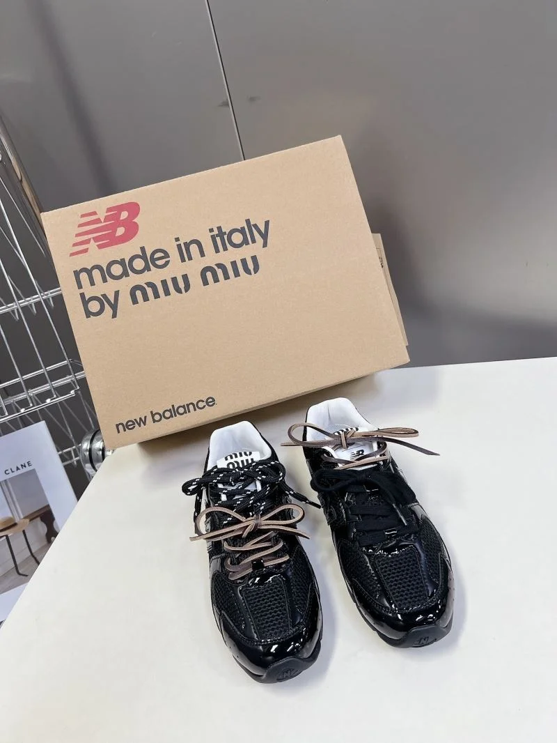 New Balance Shoes Chic 7381