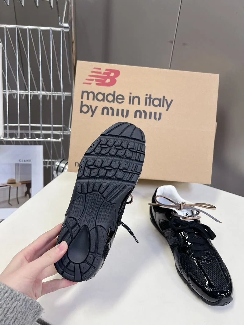 New Balance Shoes Chic 7381
