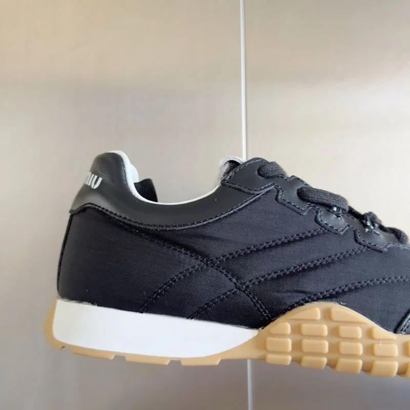 Unique New Balance Shoes 7396