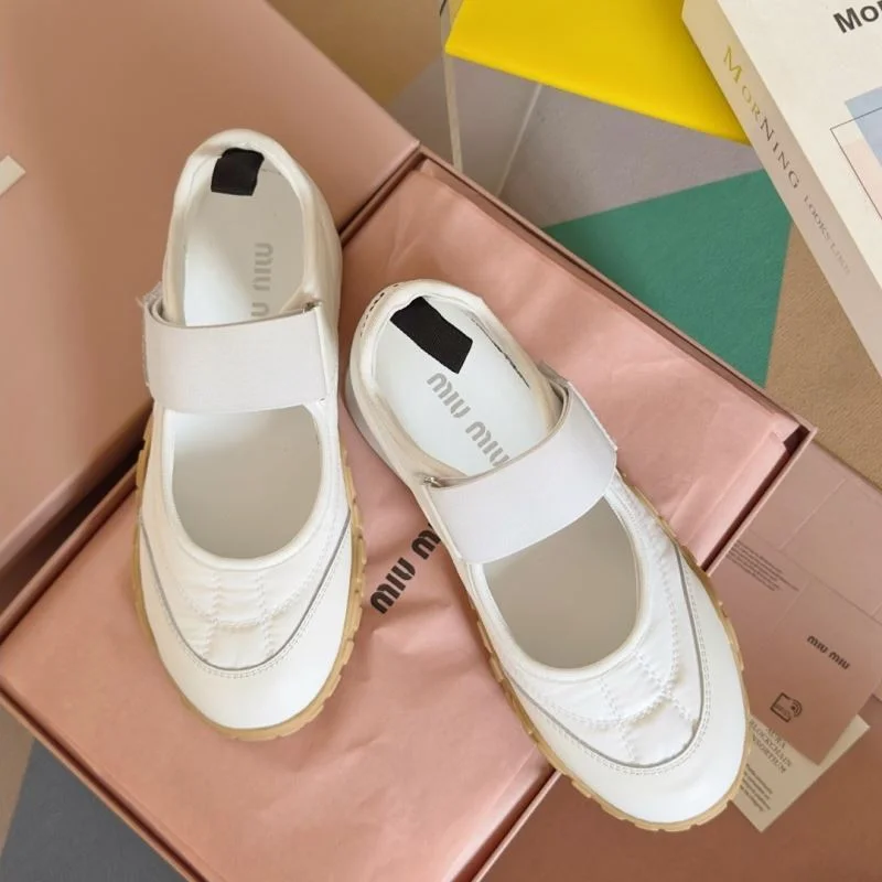 New Balance Shoes EasyMatch 7349