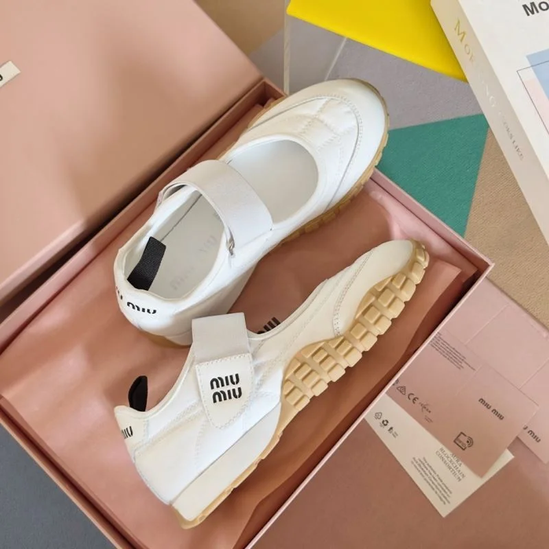 New Balance Shoes EasyMatch 7349