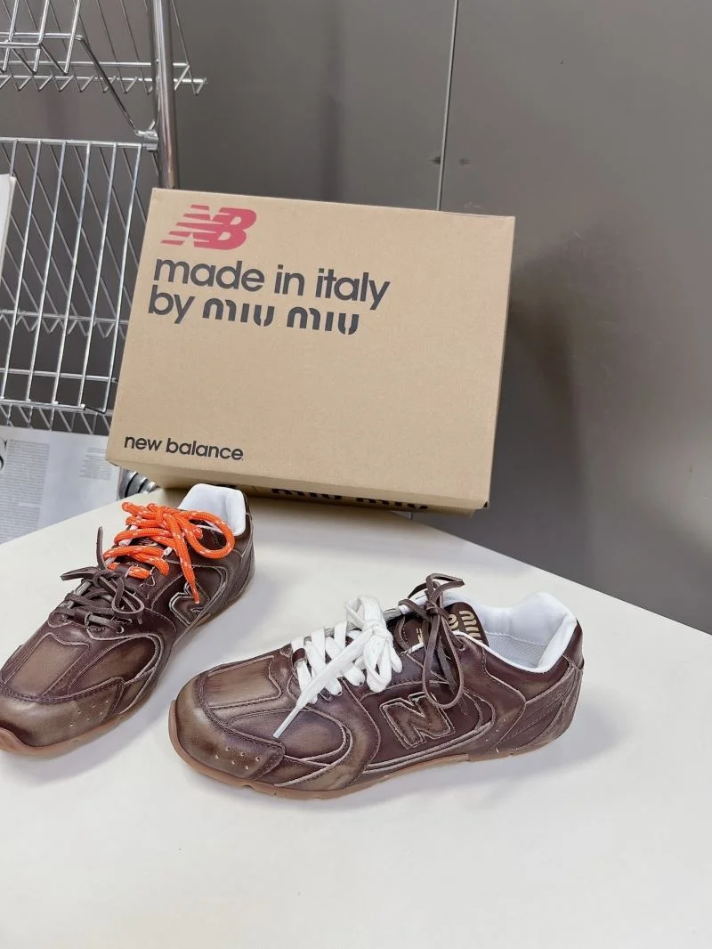 Modern New Balance Shoes 7346