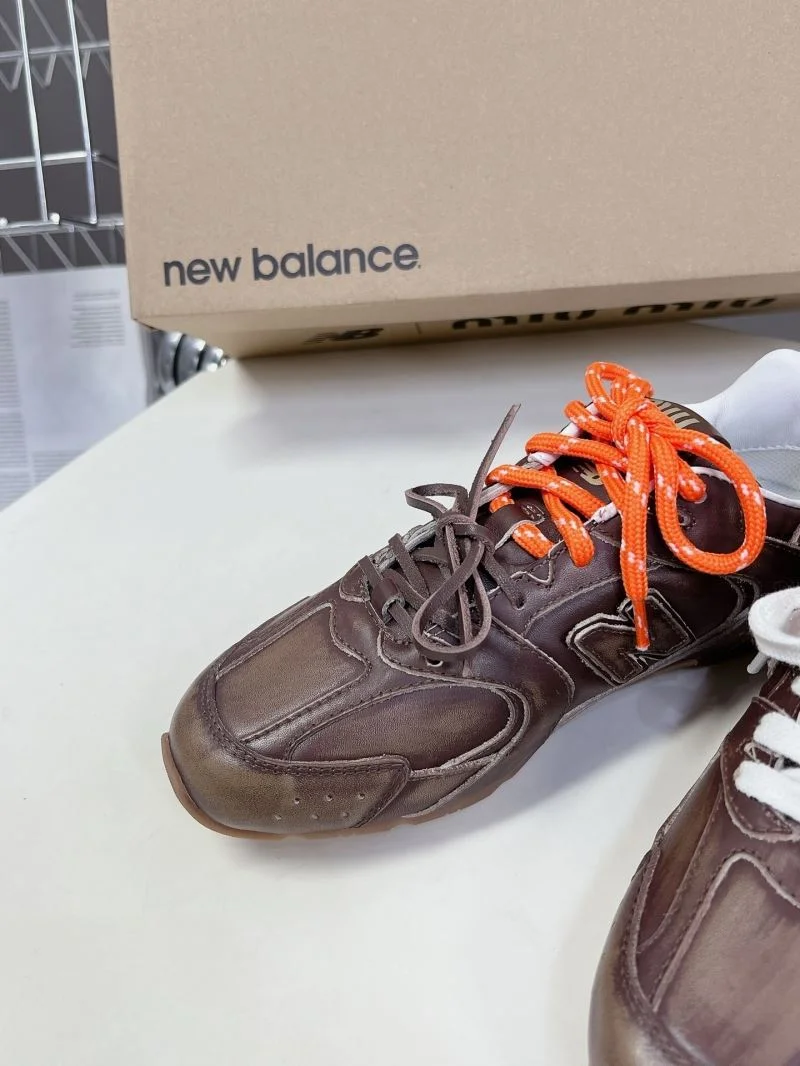 Modern New Balance Shoes 7346