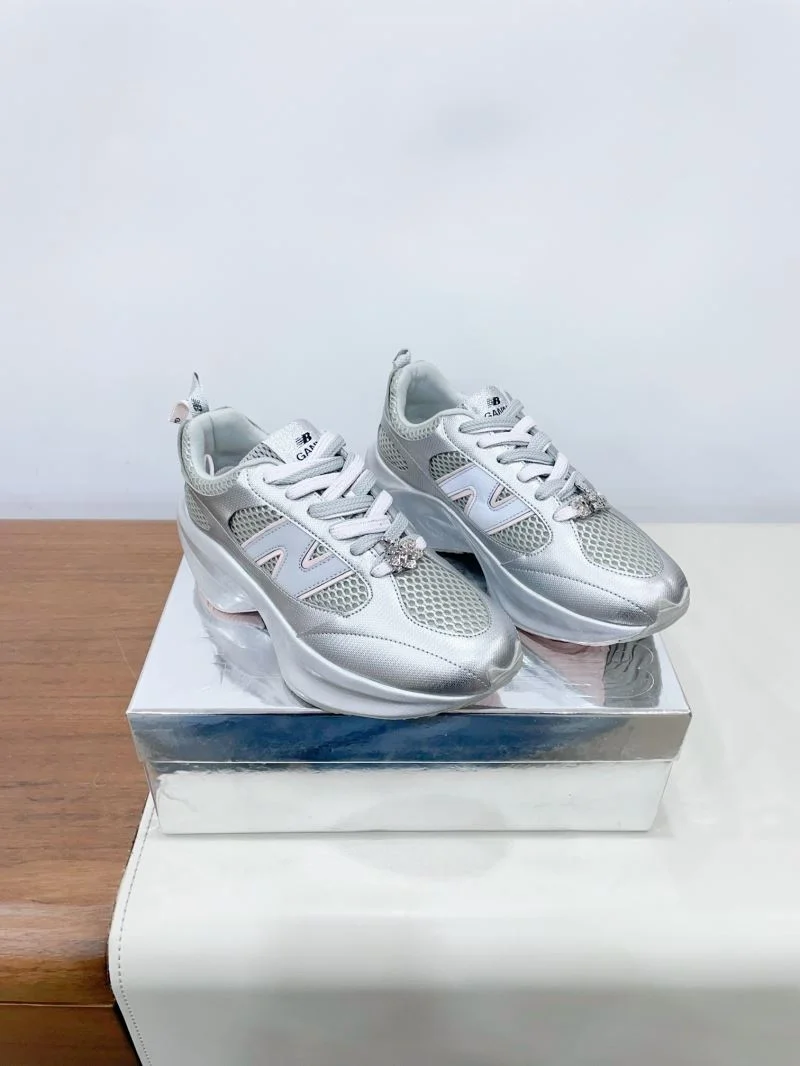 AllSeason New Balance Shoes 7369