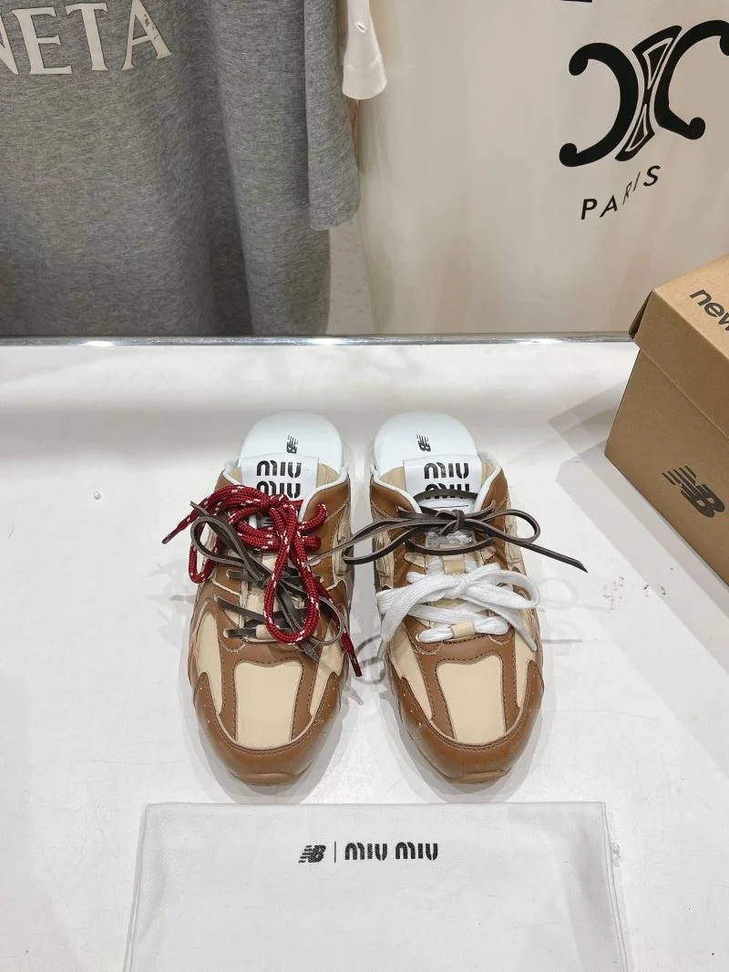Comfortable New Balance Shoes 9304