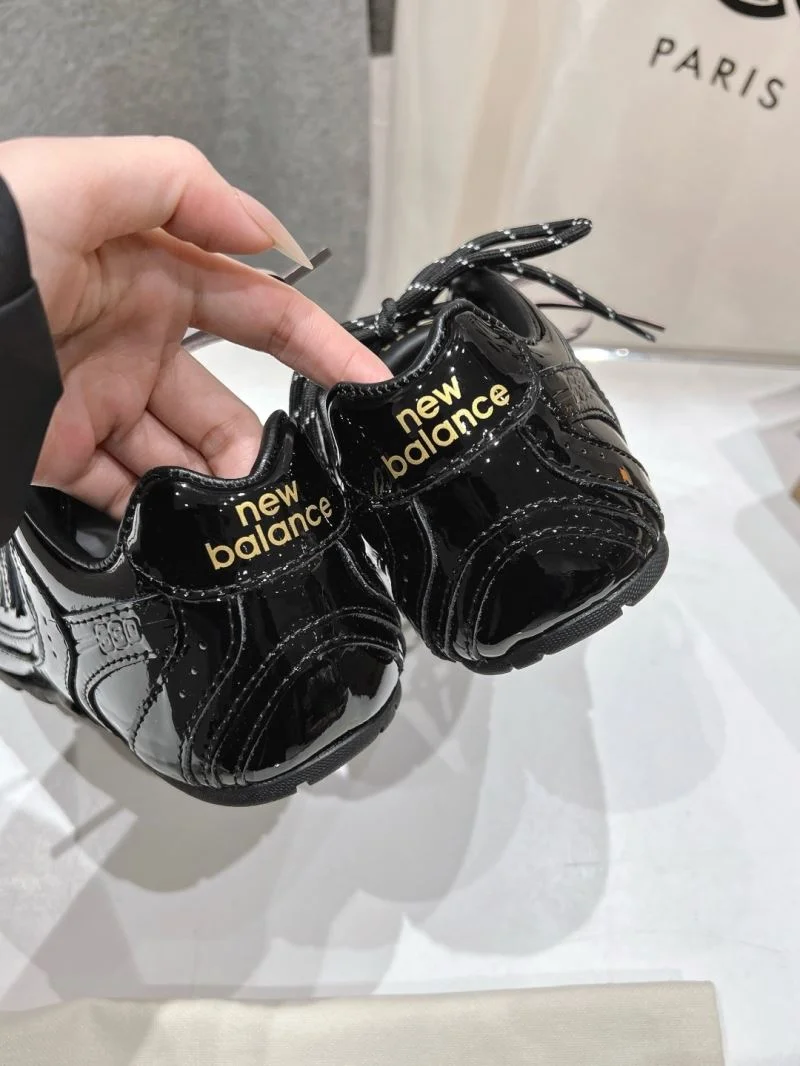 Durable New Balance Shoes 9354