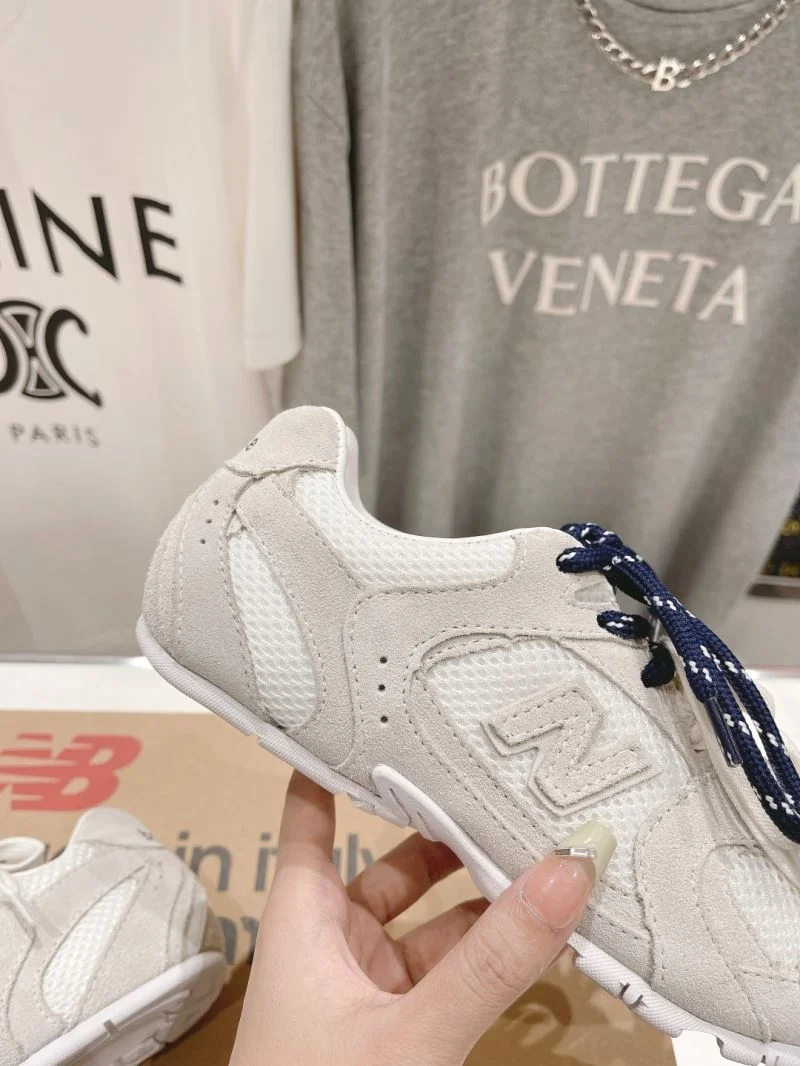 New Balance Shoes WeatherProof 9245