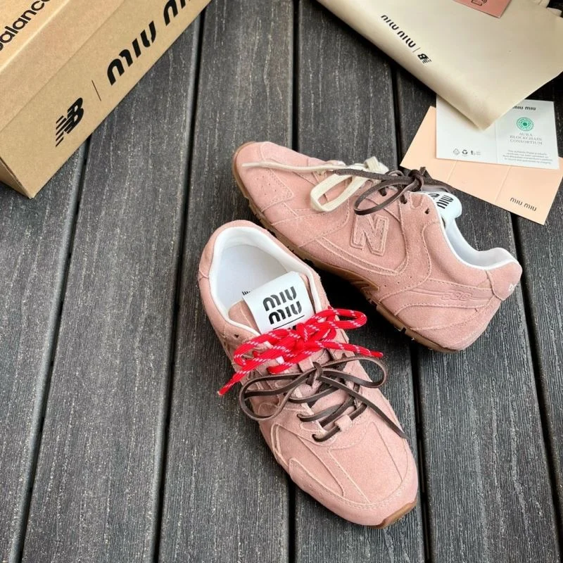 Stylish New Balance Shoes 5992