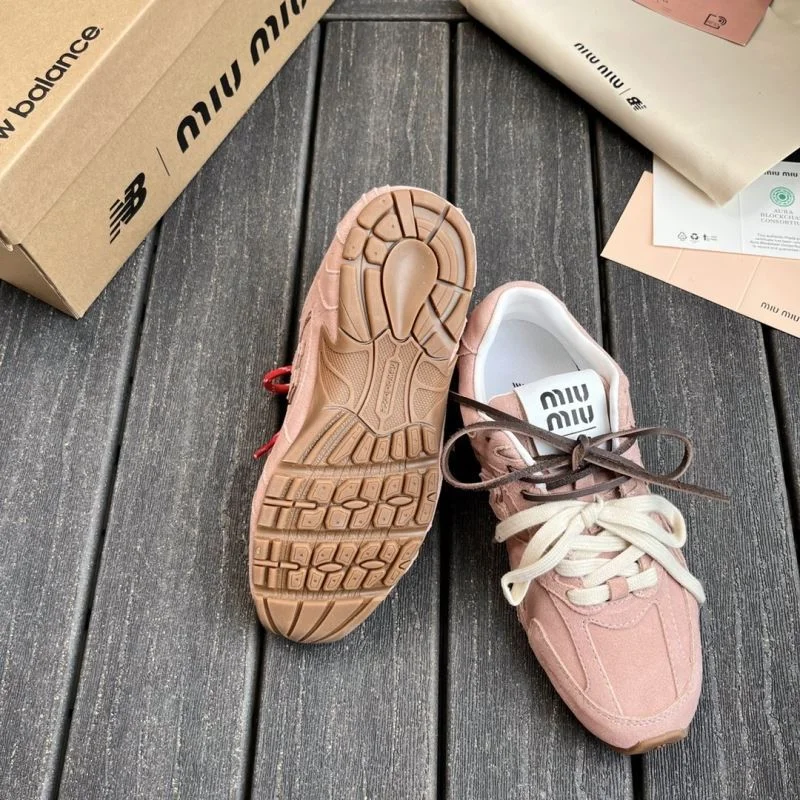 Stylish New Balance Shoes 5992