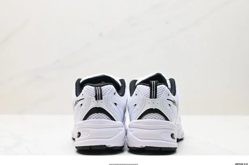 New Balance Shoes Seasonal 3369