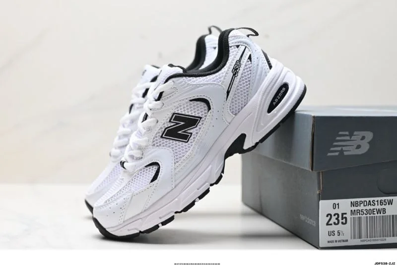 New Balance Shoes Seasonal 3369