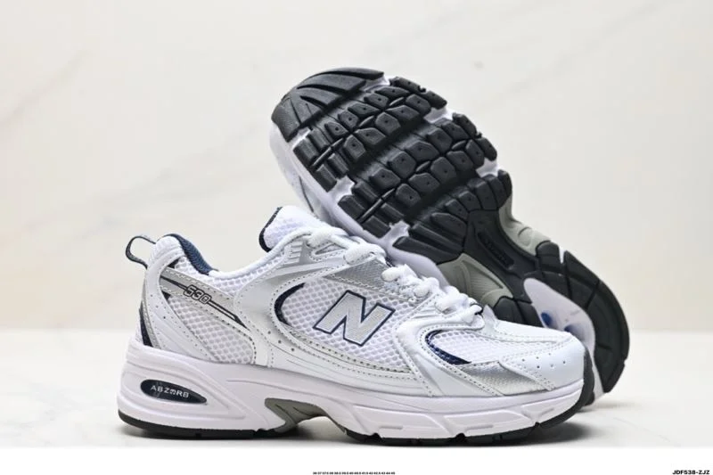 Comfortable New Balance Shoes 3326