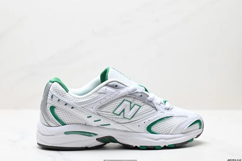 Casual New Balance Shoes 3330