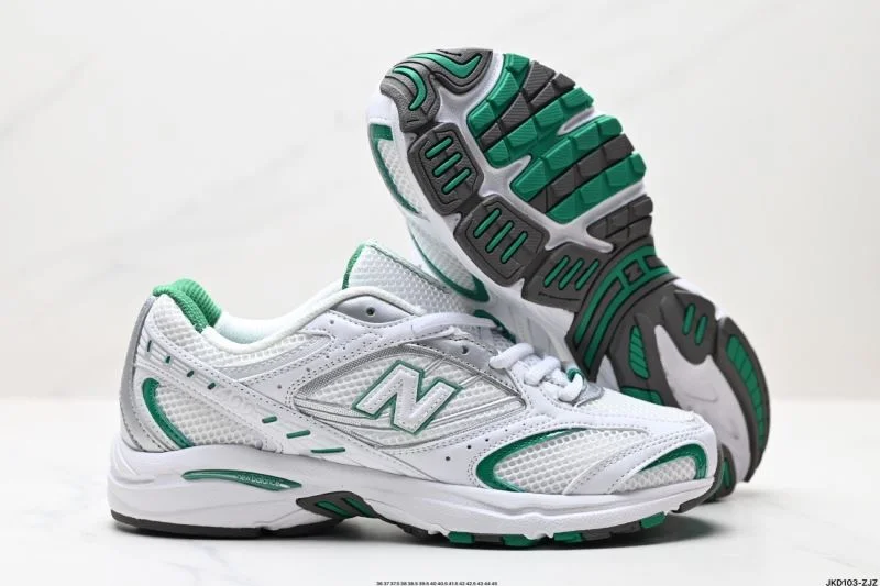 Casual New Balance Shoes 3330