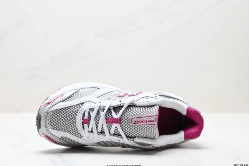 Minimalist New Balance Shoes 3332
