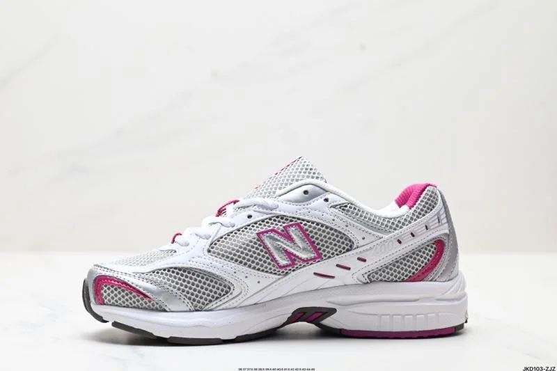 Minimalist New Balance Shoes 3332