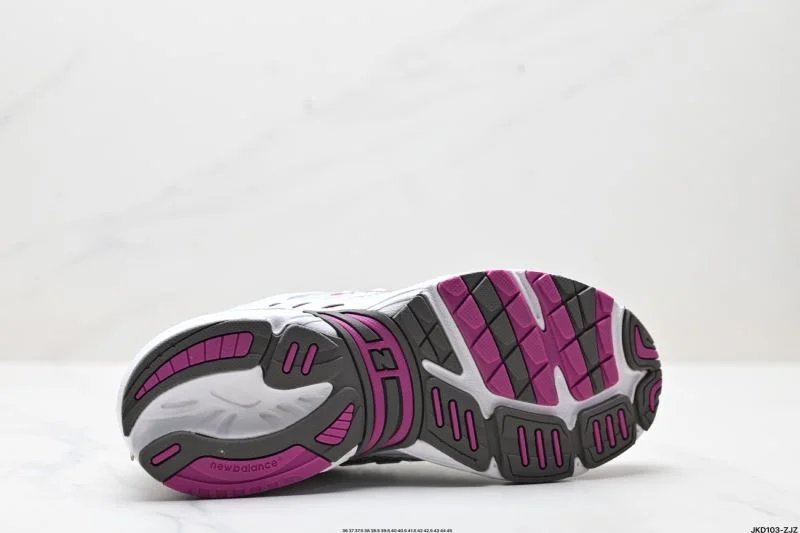 Minimalist New Balance Shoes 3332