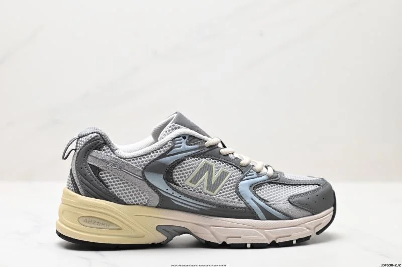 FashionForward New Balance Shoes 3323