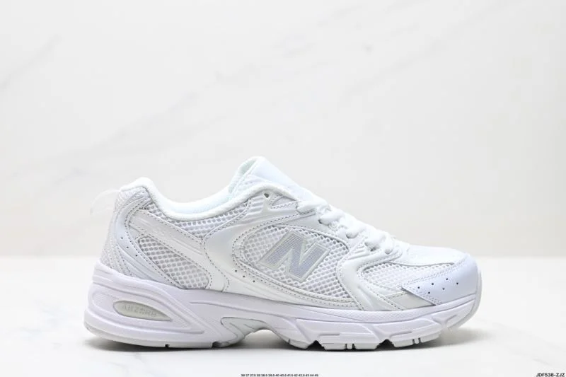 TechFriendly New Balance Shoes 3318