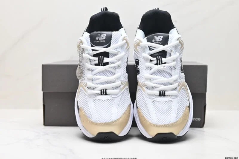 New Balance Shoes EyeCatching 3306