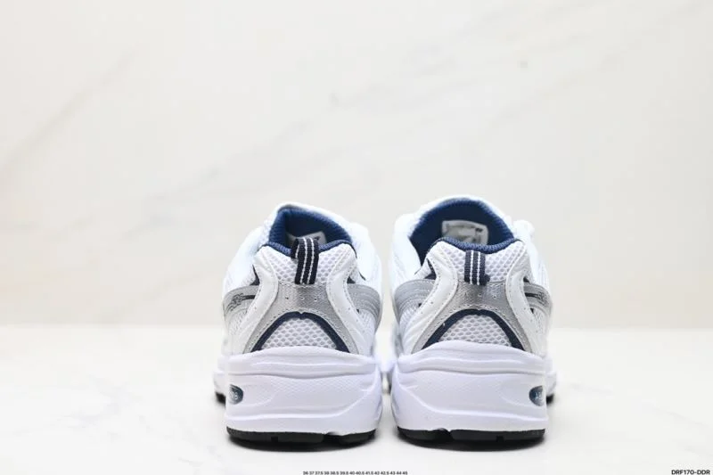 New Balance Shoes Resilient 3271
