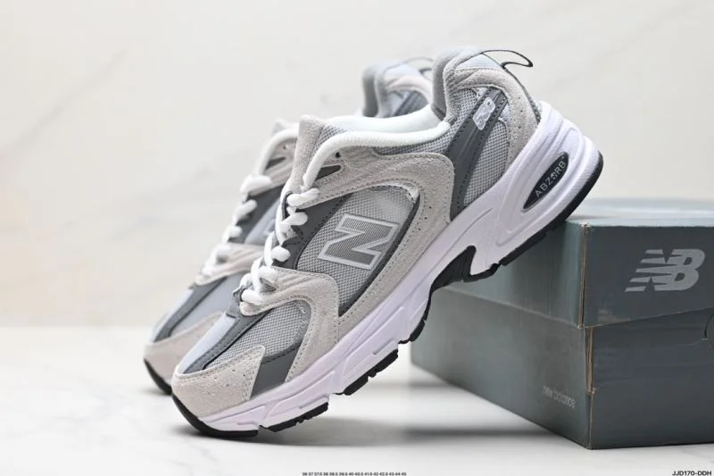 New Balance Shoes Resilient 3273