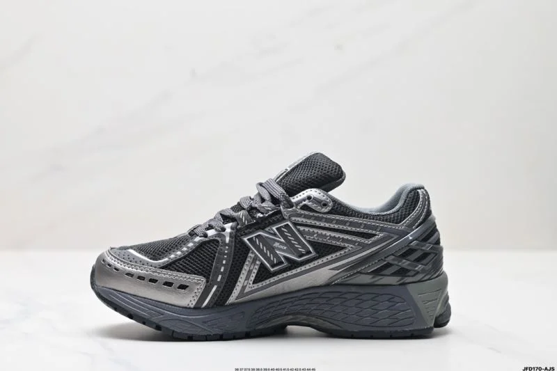 New Balance Shoes Refined 3267