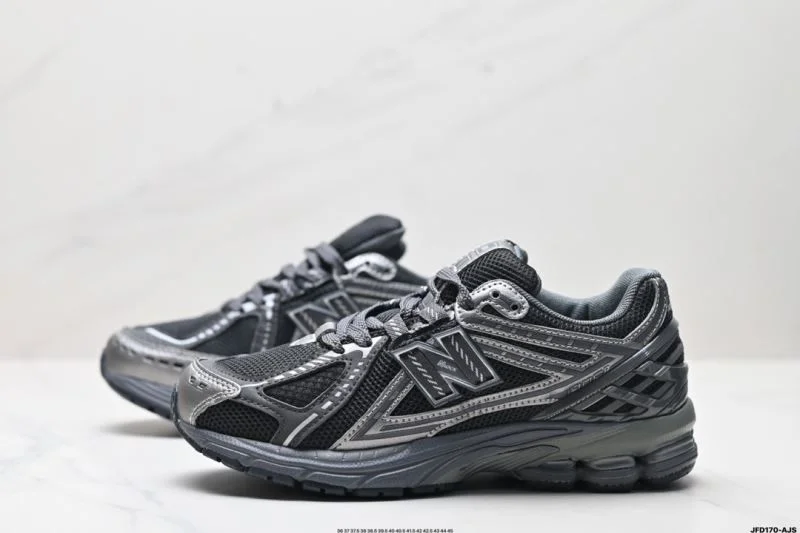 New Balance Shoes Refined 3267